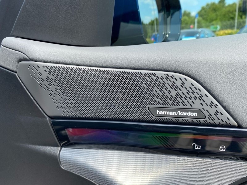 2025 (25) BMW I5 250kW eDrive40 M Sport 84kWh 4dr Auto [Tech PLUS/22kW] 3631283