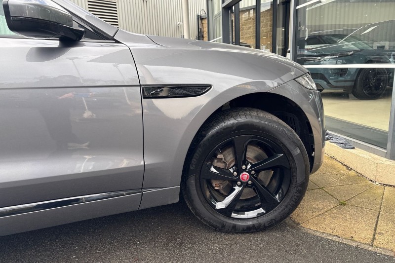 2021 (71) JAGUAR F-PACE 2.0 D200 R-Dynamic S 5dr Auto AWD 4686086