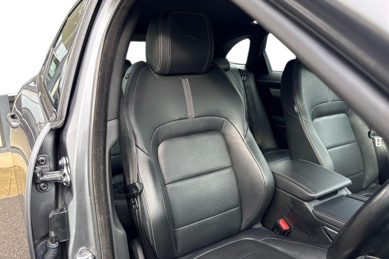 2021 (71) JAGUAR F-PACE 2.0 D200 R-Dynamic S 5dr Auto AWD 4686060