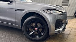 2021 (71) JAGUAR F-PACE 2.0 D200 R-Dynamic S 5dr Auto AWD 4686079