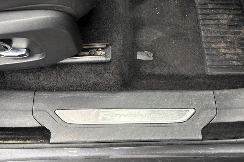 2021 (71) JAGUAR F-PACE 2.0 D200 R-Dynamic S 5dr Auto AWD 4686075