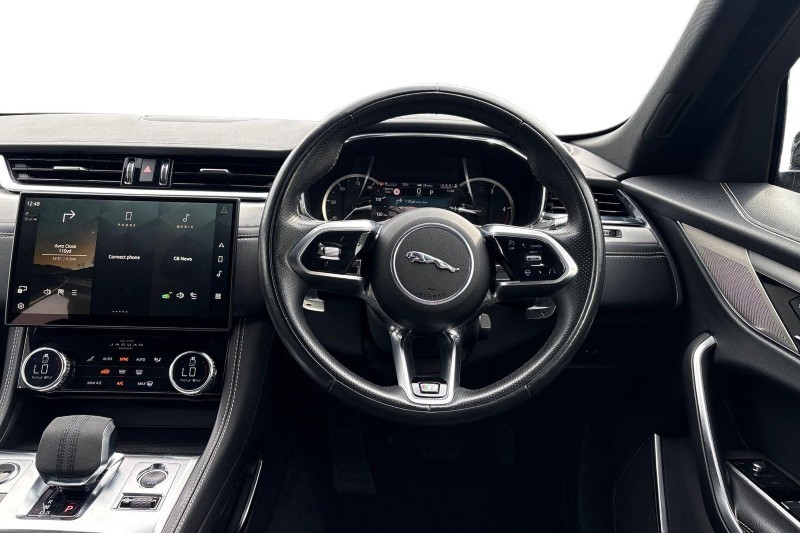 2021 (71) JAGUAR F-PACE 2.0 D200 R-Dynamic S 5dr Auto AWD 4686049