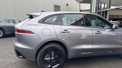 2021 (71) JAGUAR F-PACE 2.0 D200 R-Dynamic S 5dr Auto AWD 4686088