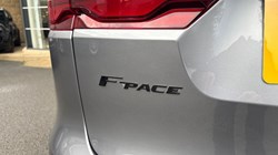 2021 (71) JAGUAR F-PACE 2.0 D200 R-Dynamic S 5dr Auto AWD 4686083