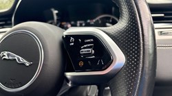 2021 (71) JAGUAR F-PACE 2.0 D200 R-Dynamic S 5dr Auto AWD 4686061