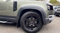 2020 (20) LAND ROVER DEFENDER 2.0 D240 S 110 5dr Auto 4671896