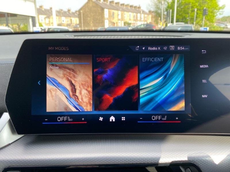  BMW iX2 150kW eDrive20 M Sport 65kWh 5dr Auto 3156917