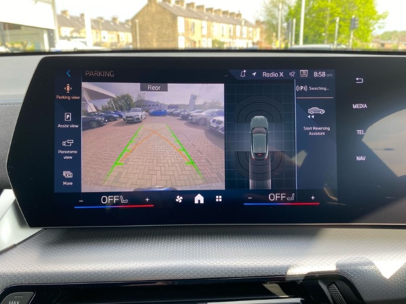  BMW iX2 150kW eDrive20 M Sport 65kWh 5dr Auto 3156926