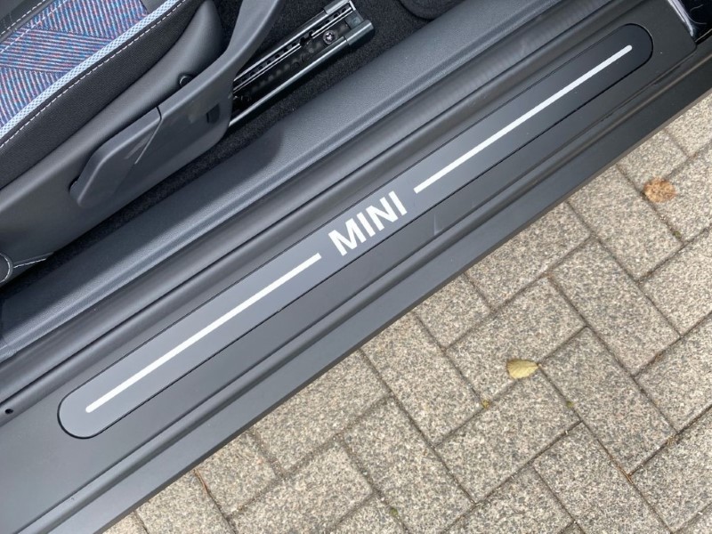  MINI COOPER 135kW E Classic [Level 1] 41kWh 3dr Auto 3396589