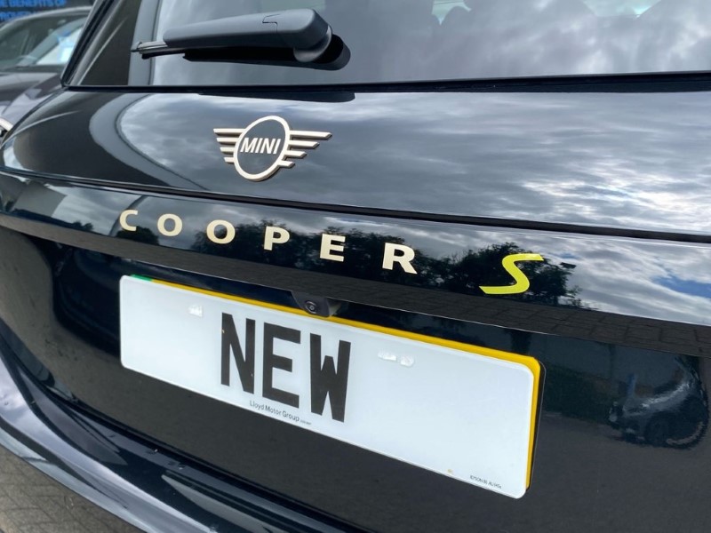  MINI COOPER 135kW E Classic [Level 1] 41kWh 3dr Auto 3396597