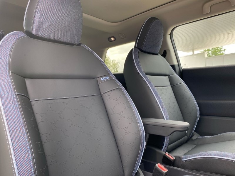  MINI COOPER 135kW E Classic [Level 1] 41kWh 3dr Auto 3396576