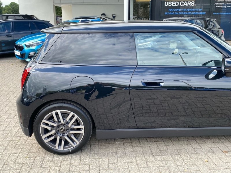  MINI COOPER 135kW E Classic [Level 1] 41kWh 3dr Auto 3396602