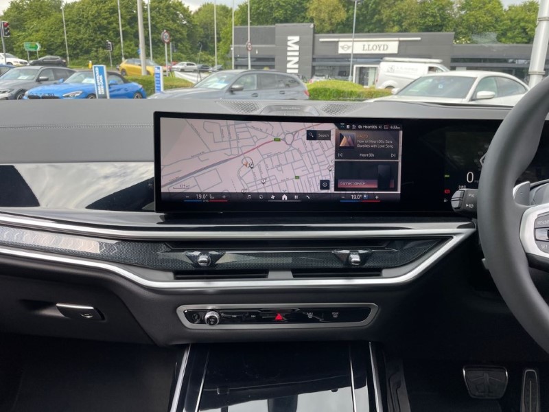 2025 (74) BMW X7 xDrive40i MHT M Sport 5dr Step Auto [Ultimate] 3275791