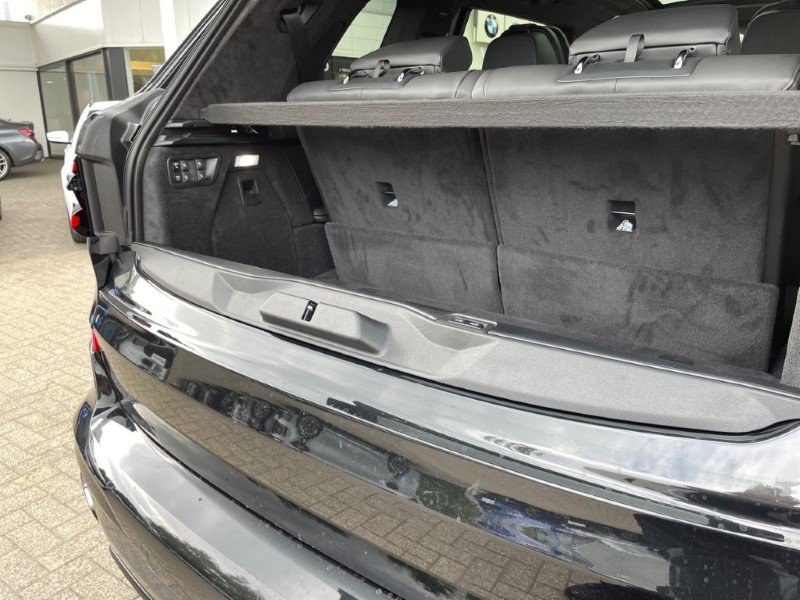 2025 (74) BMW X7 xDrive40i MHT M Sport 5dr Step Auto [Ultimate] 3275819