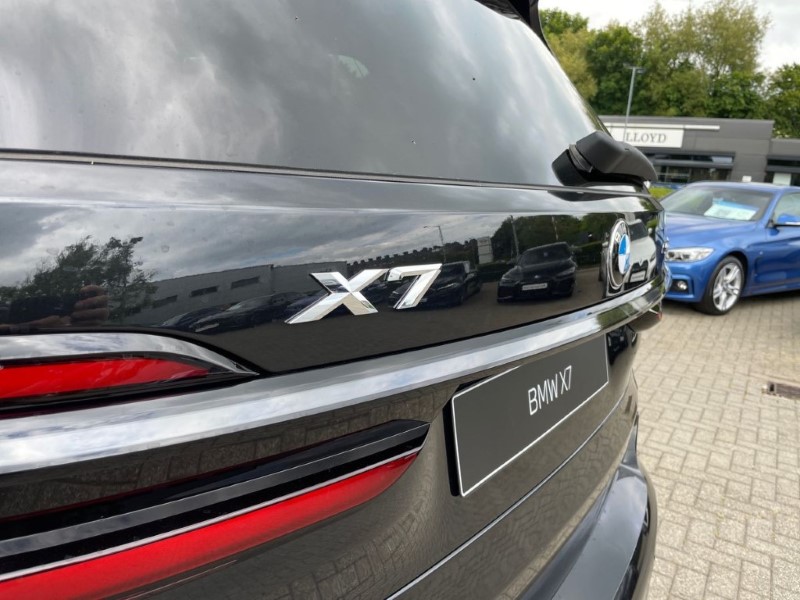 2025 (74) BMW X7 xDrive40i MHT M Sport 5dr Step Auto [Ultimate] 3275826