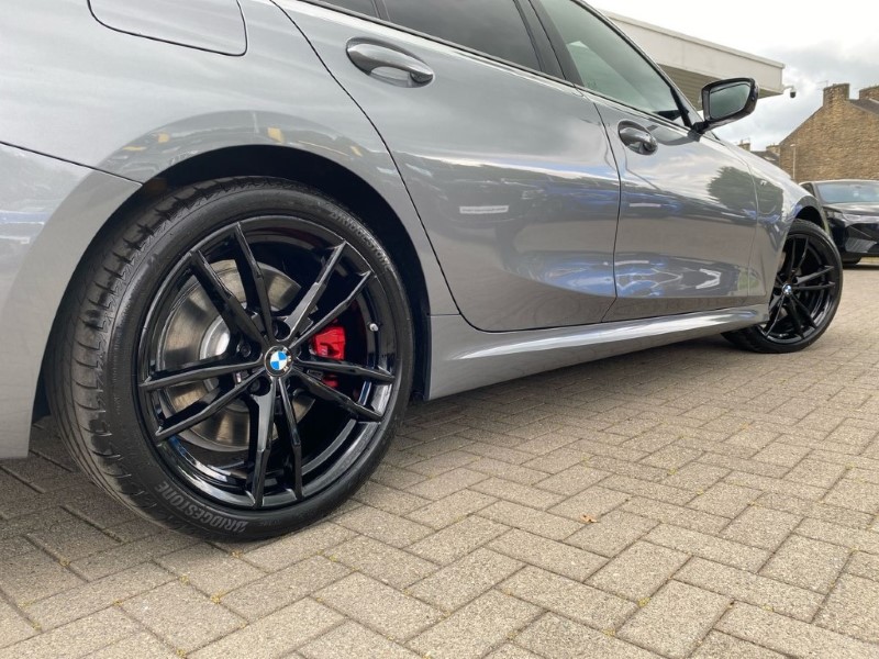 2024 (74) BMW 3 SERIES M340d xDrive MHT 4dr Step Auto 3358051