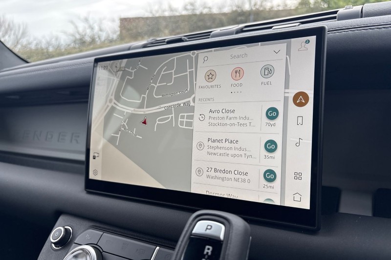 2025 (75) LAND ROVER DEFENDER 3.0 D250 X-Dynamic SE 110 5dr Auto 5209023