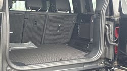 2025 (75) LAND ROVER DEFENDER 3.0 D250 X-Dynamic SE 110 5dr Auto 5209034
