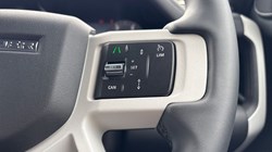 2025 (75) LAND ROVER DEFENDER 3.0 D250 X-Dynamic SE 110 5dr Auto 5209021