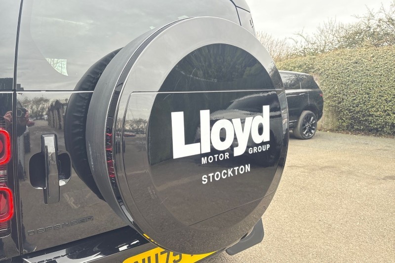 2025 (75) LAND ROVER DEFENDER 3.0 D250 X-Dynamic SE 110 5dr Auto 5209040