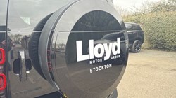 2025 (75) LAND ROVER DEFENDER 3.0 D250 X-Dynamic SE 110 5dr Auto 5209040