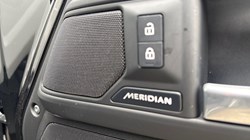 2025 (75) LAND ROVER DEFENDER 3.0 D250 X-Dynamic SE 110 5dr Auto 5209047