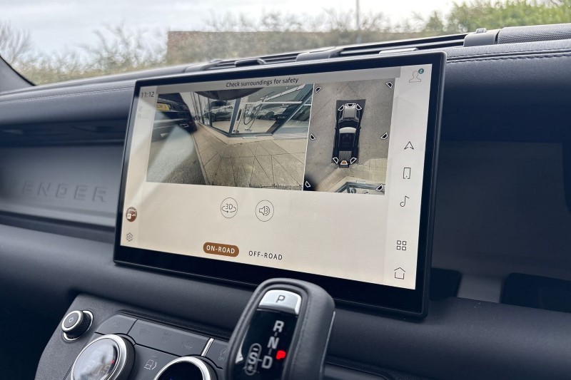 2025 (75) LAND ROVER DEFENDER 3.0 D250 X-Dynamic SE 110 5dr Auto 5209004