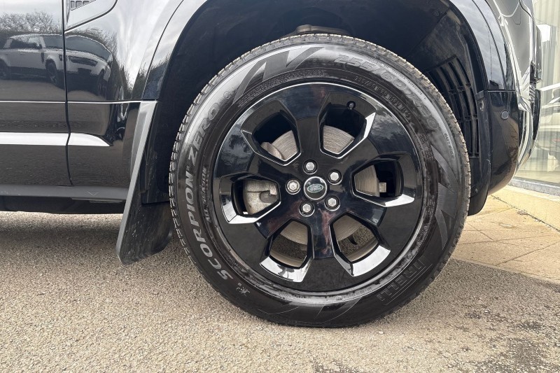 2025 (75) LAND ROVER DEFENDER 3.0 D250 X-Dynamic SE 110 5dr Auto 5209000