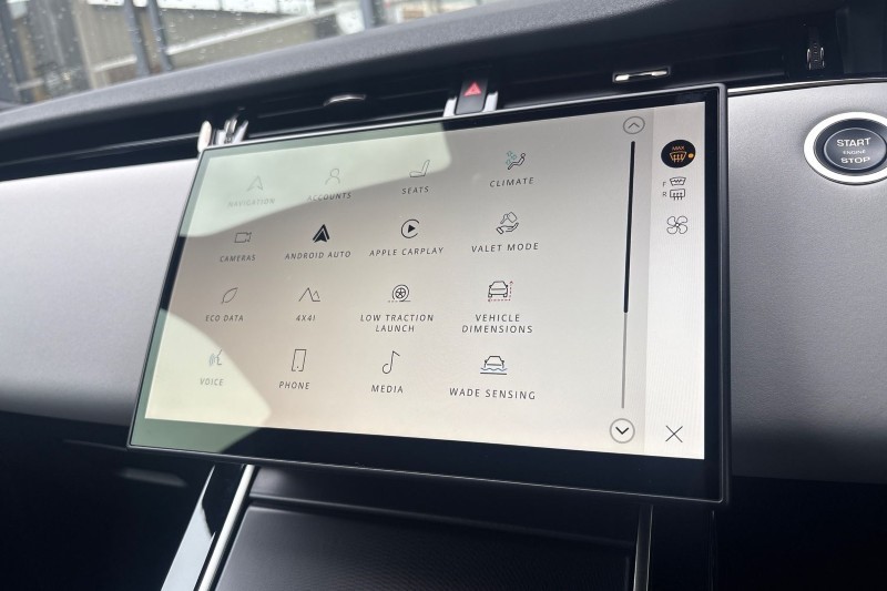 2025 (75) LAND ROVER RANGE ROVER EVOQUE 2.0 D200 Dynamic SE 5dr Auto 5273931