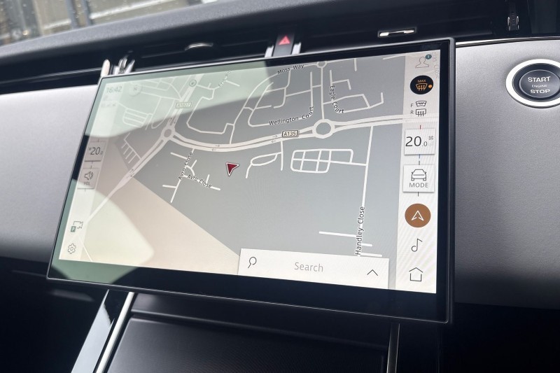 2025 (75) LAND ROVER RANGE ROVER EVOQUE 2.0 D200 Dynamic SE 5dr Auto 5273929