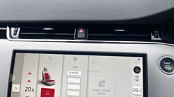 2025 (75) LAND ROVER RANGE ROVER EVOQUE 2.0 D200 Dynamic SE 5dr Auto 5273935