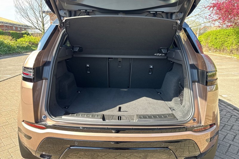 2025 (75) LAND ROVER RANGE ROVER EVOQUE 2.0 D200 Dynamic SE 5dr Auto 5264484