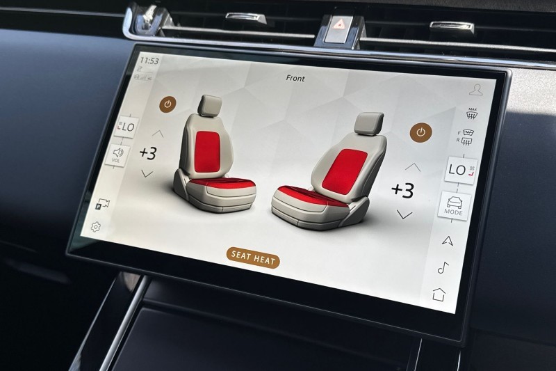 2025 (75) LAND ROVER RANGE ROVER EVOQUE 2.0 D200 Dynamic SE 5dr Auto 5264507