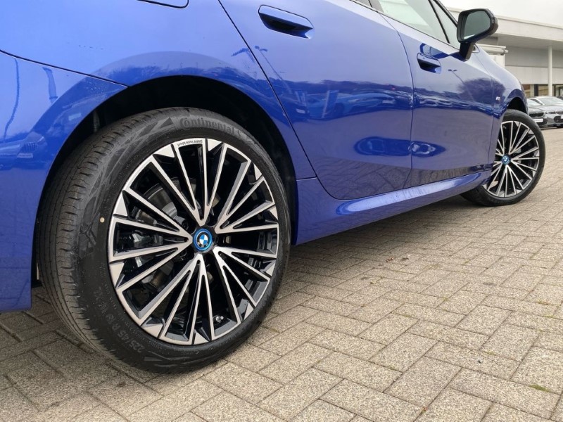 2025 (74) BMW 2 SERIES 225e xDrive Luxury 5dr DCT [Tech Plus Pack] 3696788