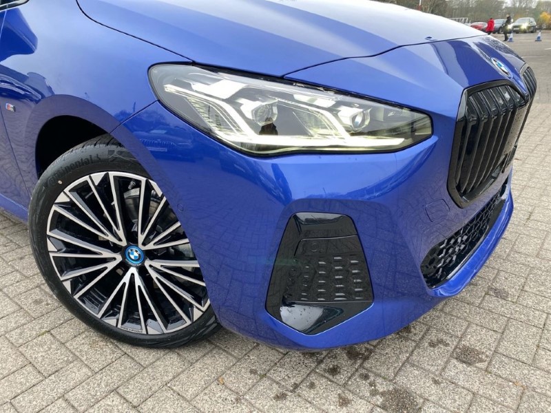 2025 (74) BMW 2 SERIES 225e xDrive Luxury 5dr DCT [Tech Plus Pack] 3696781