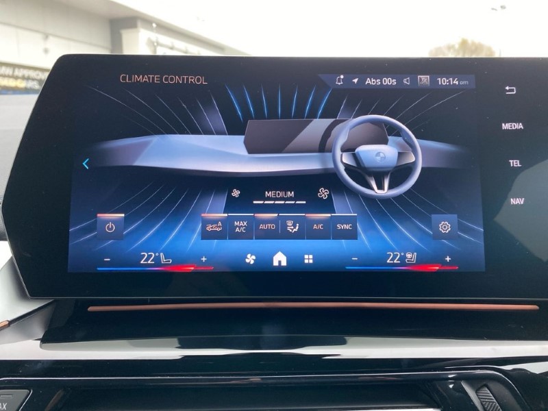 2025 (74) BMW 2 SERIES 225e xDrive Luxury 5dr DCT [Tech Plus Pack] 3696770