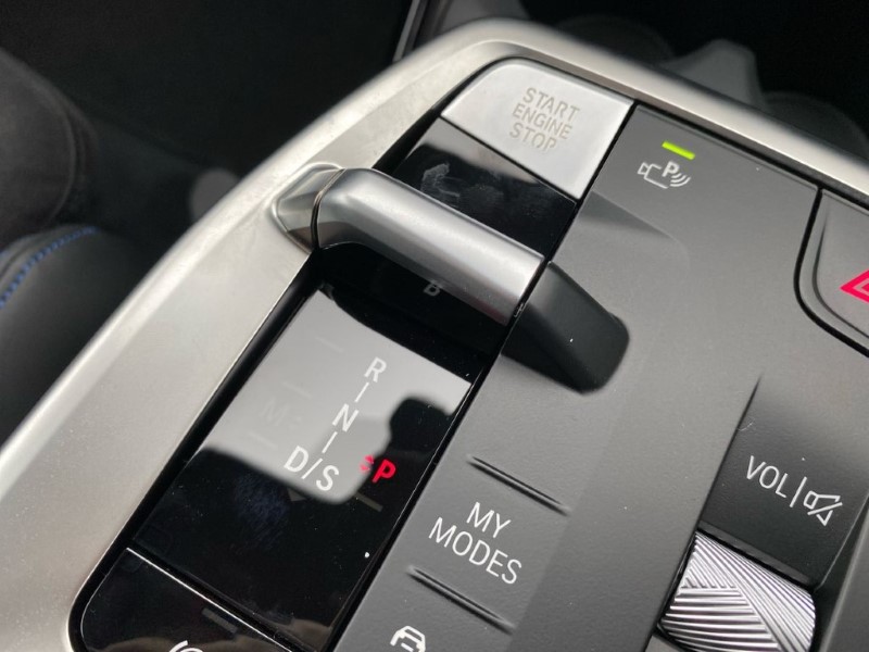 2025 (74) BMW 2 SERIES 225e xDrive Luxury 5dr DCT [Tech Plus Pack] 3696774