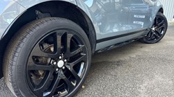 2019 (19) LAND ROVER RANGE ROVER EVOQUE 2.0 D180 First Edition 5dr Auto 4693532