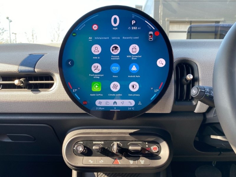 2025 (25) MINI COOPER 2.0 S Exclusive 3dr Auto 4017994