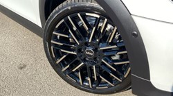 2025 (25) MINI COOPER 2.0 S Exclusive 3dr Auto 4018014