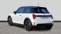 2025 (25) MINI COOPER 2.0 S Exclusive 3dr Auto 4017971