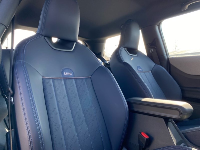 2025 (25) MINI COOPER 2.0 S Exclusive 3dr Auto 4017993