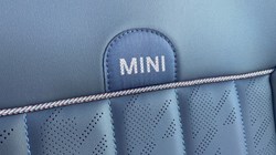 2025 (25) MINI COOPER 2.0 S Exclusive 3dr Auto 4018008