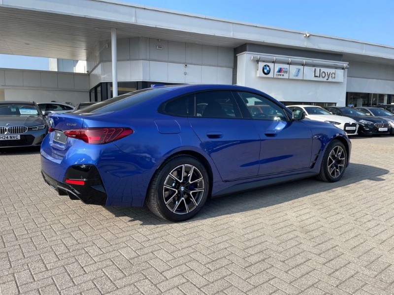 2025 (75) BMW I4 250kW eDrive40 M Sport 83.9kWh 5dr Auto [Pro Pack] 4115313