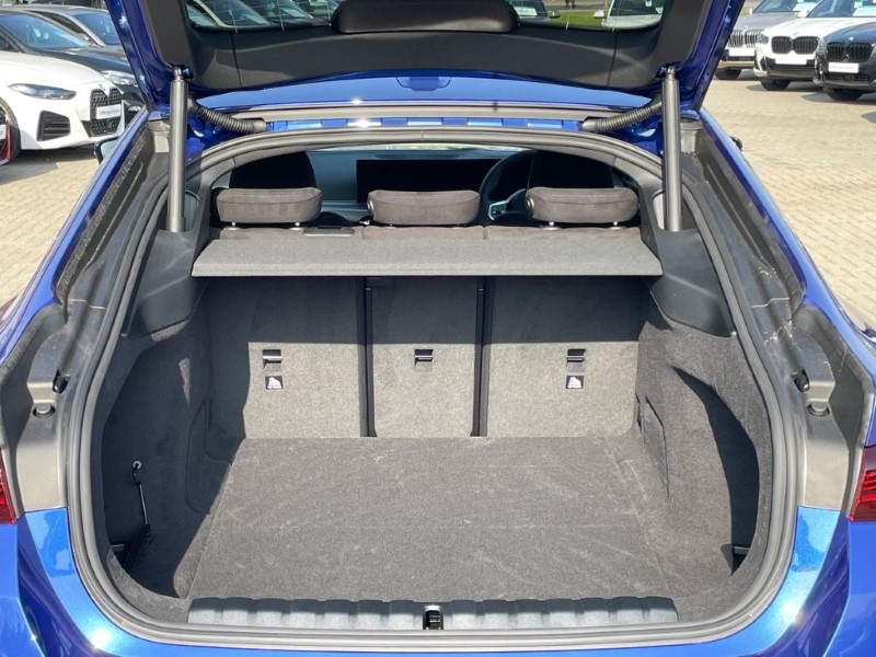 2025 (25) BMW I4 250kW eDrive40 M Sport 83.9kWh 5dr Auto [Pro Pack] 4115329