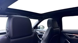 2024 (24) JAGUAR F-PACE 2.0 D200 R-Dynamic SE Black 5dr Auto AWD 4689001