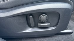 2024 (24) JAGUAR F-PACE 2.0 D200 R-Dynamic SE Black 5dr Auto AWD 4689004