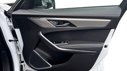 2024 (24) JAGUAR F-PACE 2.0 D200 R-Dynamic SE Black 5dr Auto AWD 4689002