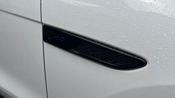 2024 (24) JAGUAR F-PACE 2.0 D200 R-Dynamic SE Black 5dr Auto AWD 4689000