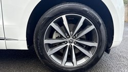 2024 (24) JAGUAR F-PACE 2.0 D200 R-Dynamic SE Black 5dr Auto AWD 4688988